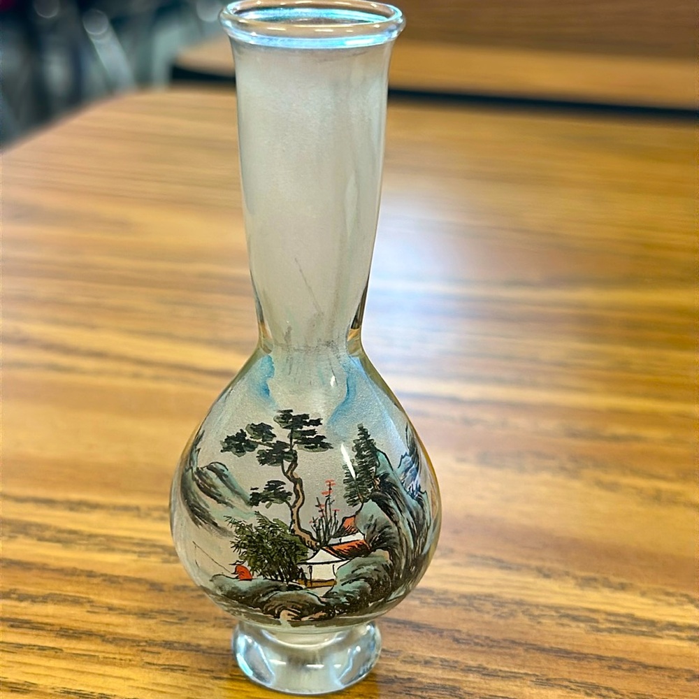 Vintage Reverse Painted Vase with very fine details